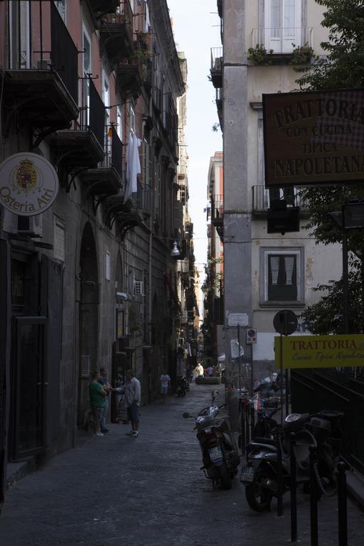 Core Napoli المظهر الخارجي الصورة