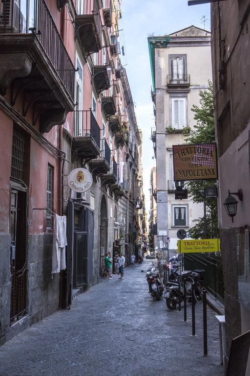 Core Napoli المظهر الخارجي الصورة
